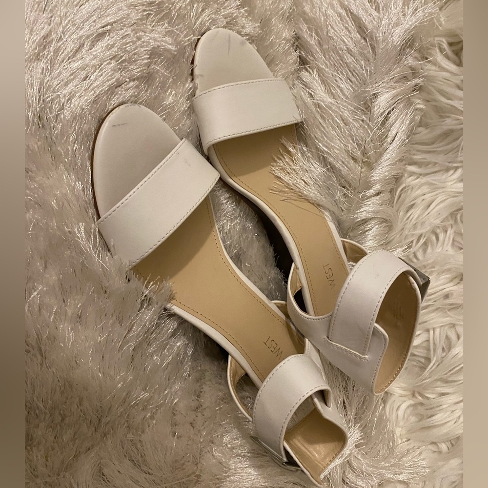 Size 8 White Nine West Wedge Heel Sandals